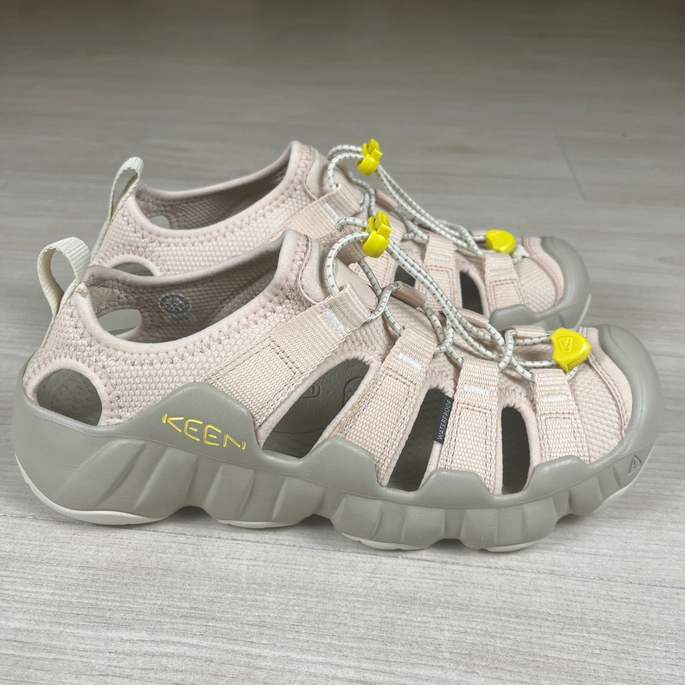 Keen Hyperport H2 Women 9 Sandals Cameo Rose Birch Waterproof Pink NIB
